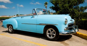 Ways to Add Magic to Engagement or Proposal Shoots With Vintage Cars
