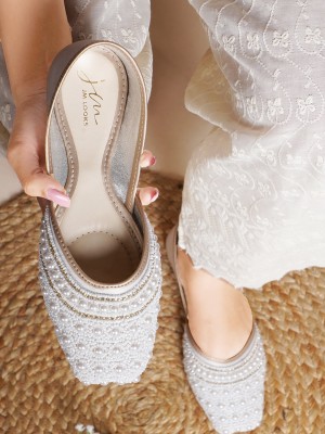 JM Looks Introduces Affordable Ethnic Footwear for Women Combining Comfort with Indian Elegance