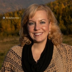 Dr Barbara Knox