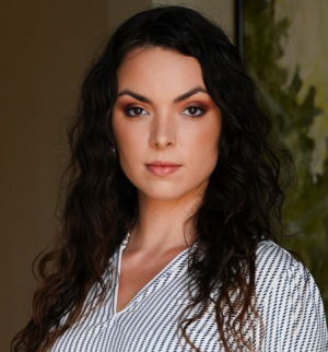 Nicole Cartee, Recognized by BestAgents.us as a 2025 Top Agent