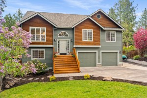 Listing Agent Katy Grace Pollock on IG