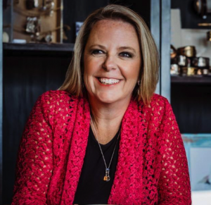 Johanna Navarro Recognized by BestAgents.us as a 2025 Top Agent