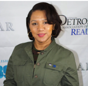 Tennitia Wilson, Recognized by BestAgents.us as a 2025 Top Agent 