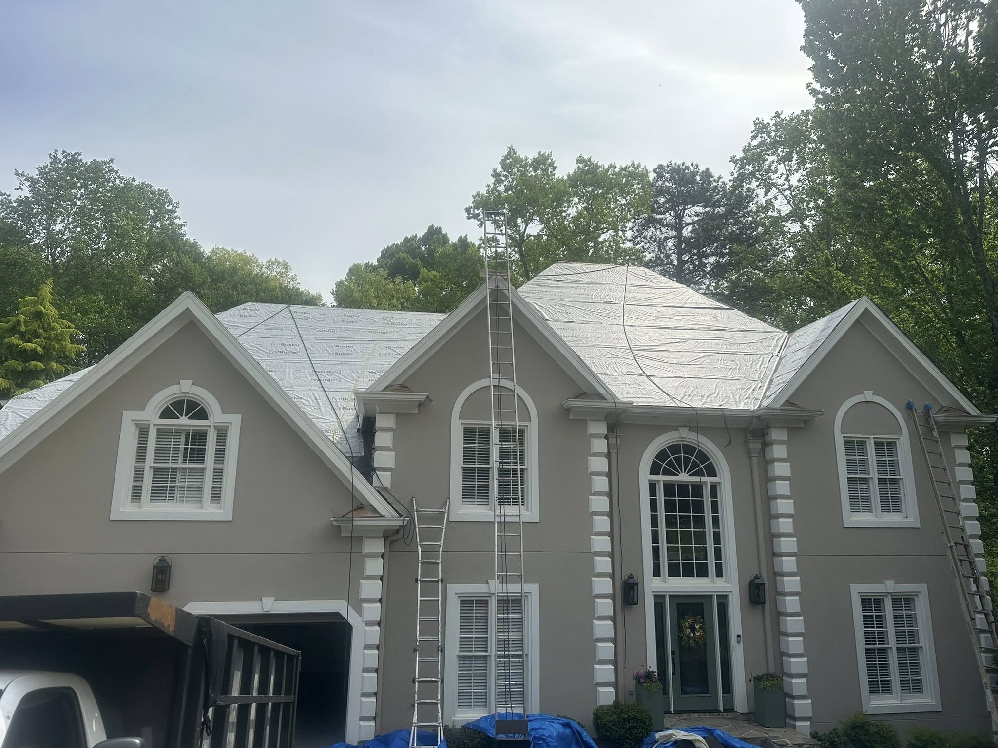 Expert shingle installation by 4H Roofings trusted professionals
