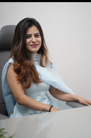 Meet Dr Disha Ramani Aesthetic Physician Skin Doctor Cosmetologist at Flawless4ever