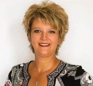 Andrea Dennett, Recognized by BestAgents.us as a 2025 Top Agent