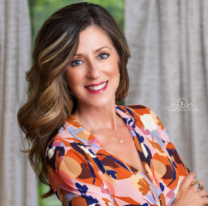 Anna Padilla, Recognized by BestAgents.us as a 2025 Top Agent 