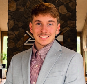 Robin Apollonio, Recognized by BestAgents.us as a 2025 Top Agent 