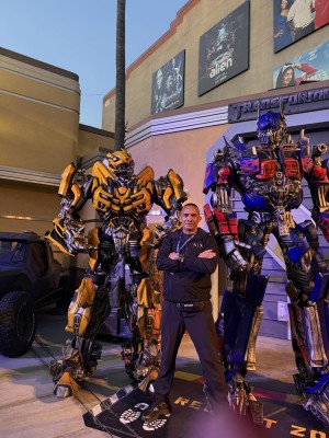 Tony & Lorie Deoleo: Successful Philanthropists, Entrepreneurs & Bestselling Authors Vacation at Universal Studios!