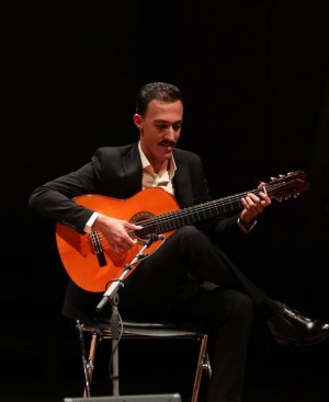 Mahmood Shahsavari On Stage