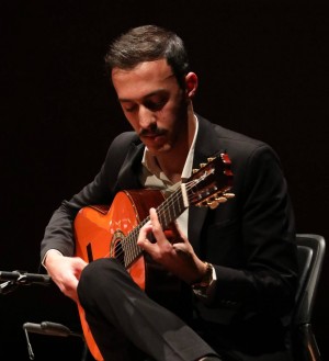 Mahmood Shahsavari On Stage