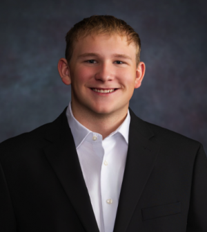  Houston Okelberry, Recognized by BestAgents.us as a 2025 Top Agent 