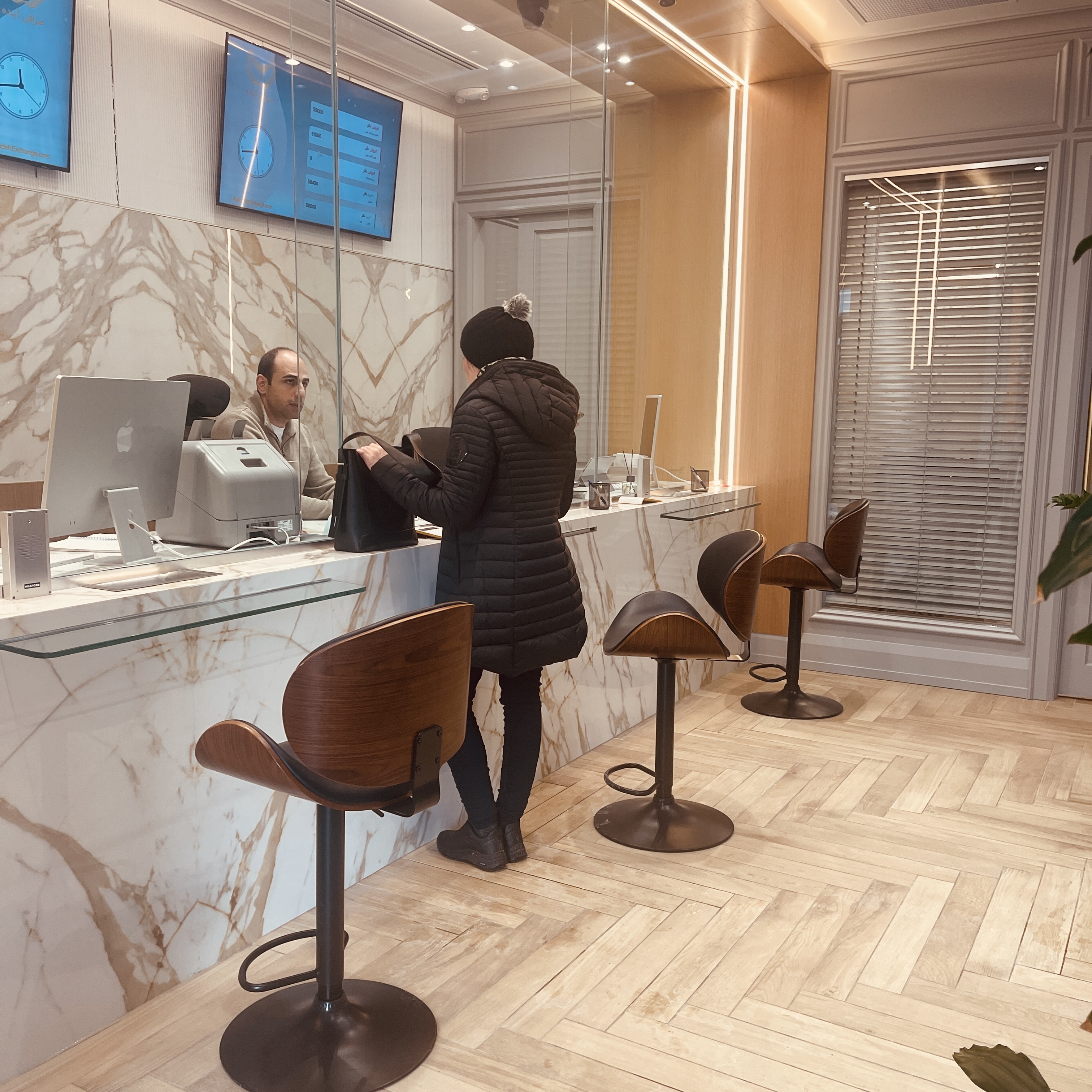 Ayandeh exchange toronto