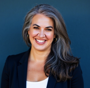 Jennifer Hochmiller, Recognized by BestAgents.us as a 2025 Top Agent 