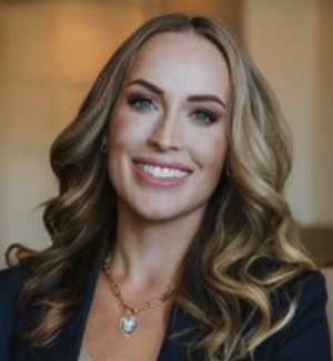 Marlana Nicolitz, Recognized by BestAgents.us as a 2025 Top Agent 