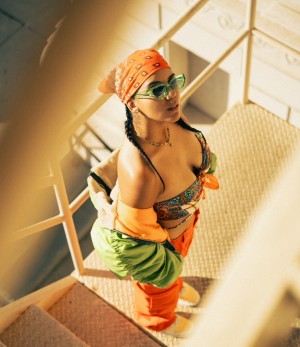 Sasha Wrist: Que lo que!?