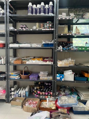 High-quality resin art & candle-making supplies, delivered pan-India by ArtOrnate.