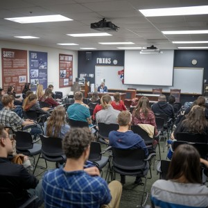 a photo of a texas classroom with studen PwTin9CpSj gQHtVag489w euNwxoABT aG6ve2yetswA