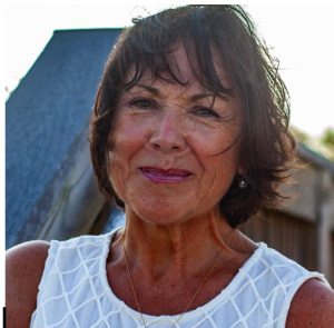 Brenda Feria, Recognized by BestAgents.us as a 2025 Top Agent 