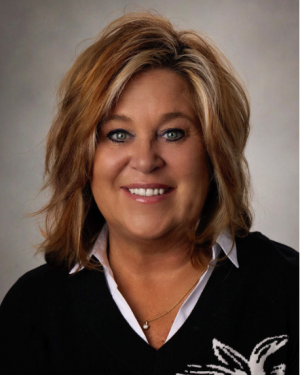 Sheri Bennett, Recognized by BestAgents.us as a 2025 Top Agent 