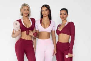 Aqilla Makes History at NYFW:Luxury Activewear Meets Live Art with Amanza Smith
