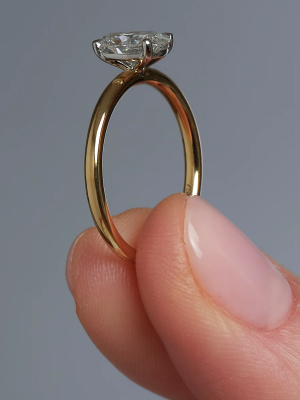1ct oval Ring
