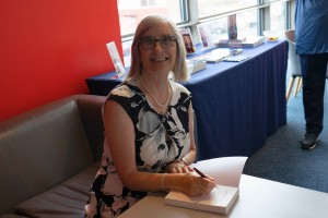 The Author Linda Dooks