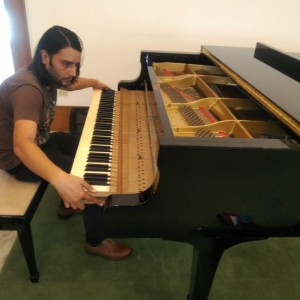grand piano rental delhi