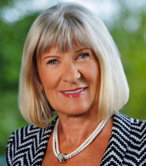 Francine Dupont, Recognized by BestAgents.us as a 2025 Top Agent 