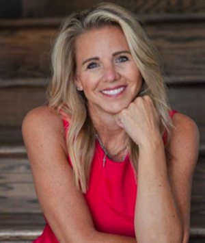 Michelle Swann, Recognized by BestAgents.us as a 2025 Top Agent 