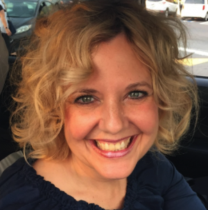 Deidre Hayden, Recognized by BestAgents.us as a 2025 Top Agent 