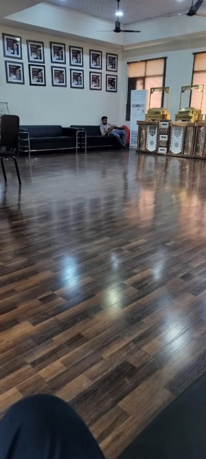 Wooden floor polish and cleaning