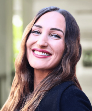 Annette Leja, Recognized by BestAgents.us as a 2025 Top Agent 