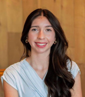 Belle Starr, Recognized by BestAgents.us as a 2025 Top Agent 