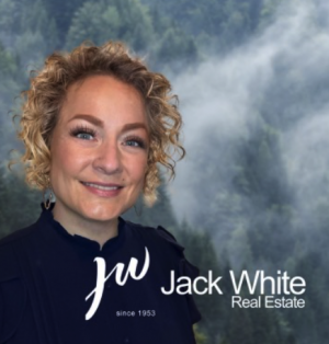 Margo Montgomery, Recognized by BestAgents.us as a 2025 Top Agent 