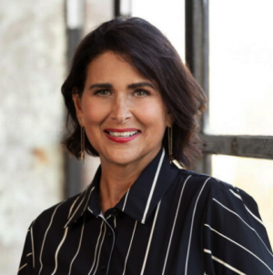 Regina Castle, Recognized by BestAgents.us as a 2025 Top Agent 