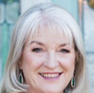 Carolyn Lyne, Recognized by BestAgents.us as a 2025 Top Agent