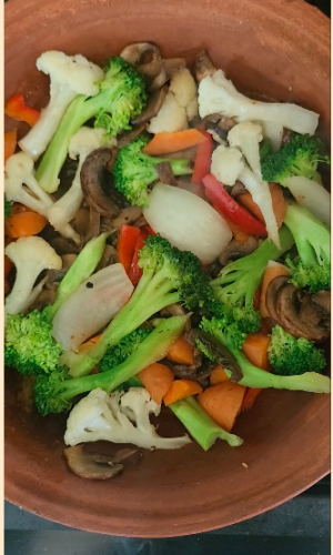 Fresh veggies sautéed in a Miriam