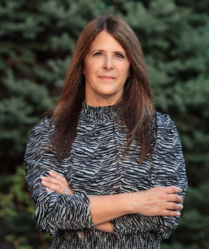 Sherry Beindorff, Recognized by BestAgents.us as a 2025 Top Agent 