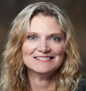 Vickie Jacobs, Recognized by BestAgents.us as a 2025 Top Agent 