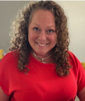 Sheri Hayes, Recognized by BestAgents.us as a 2025 Top Agent 