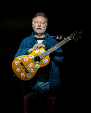 DANIEL COLL AS DAVE IN FISHLAKE