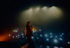 An emotional night of worship by Prince Amirii