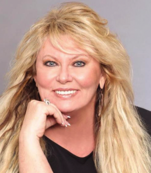 Linda Booker, Recognized by BestAgents.us as a 2025 Top Agent 