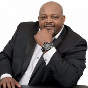 Dr. Noah C. McArthur,