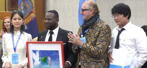 UN PHOTO WITH HARMONY