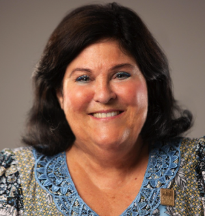 Janis Crane, Recognized by BestAgents.us as a 2025 Top Agent 