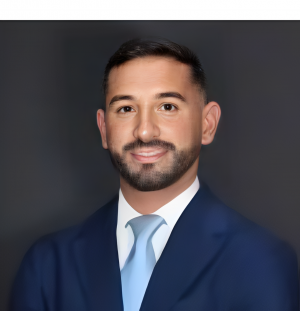 Dr. Emanuel Bernardi Rivera Joins Grupo Fisiátrico Villa del Carmen to Enhance Patient Care in Puerto Rico