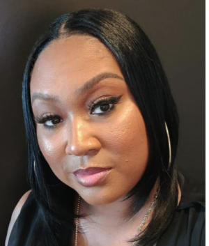 Shakeita Moore, Recognized by BestAgents.us as a 2025 Top Agent 