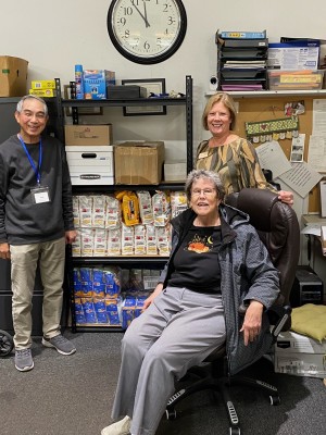 Lilburn Food Coop With Pet Food Donation